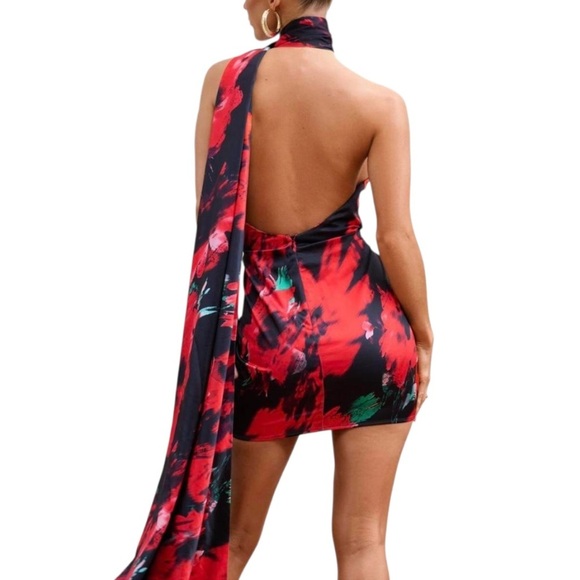 NWT CLUB L LONDON Nasira Black Floral Asymmetric Neck Open Back Mini Dress - Picture 2 of 16